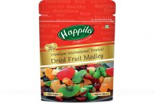 Happilo Premium International Dried Tropical Fruit Medley Strawberries, Mango, Pineapple, Papaya, Kiwi, Cranberries, Raisins(200 G)